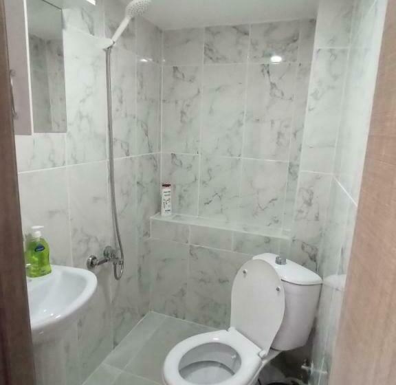 هاستل Moonlight