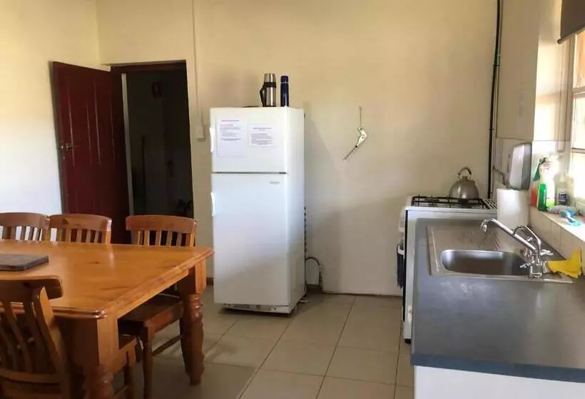 Grindells Hut   Vulkathunha Gammon Ranges National Park