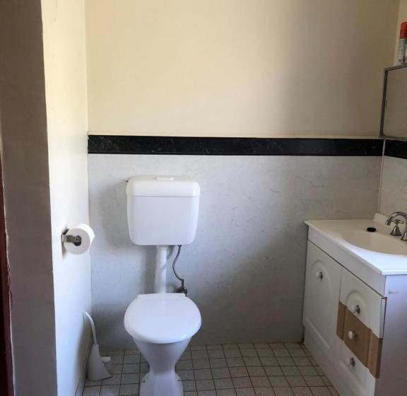 Grindells Hut   Vulkathunha Gammon Ranges National Park