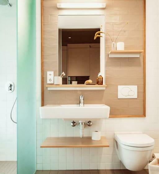 Hotel City Pop 2night Basel Self Check In