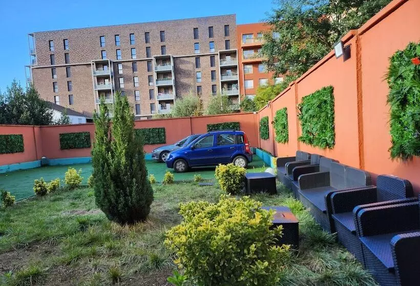 Hotelli Royal Paris Ivry