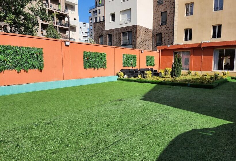 فندق Royal Paris Ivry