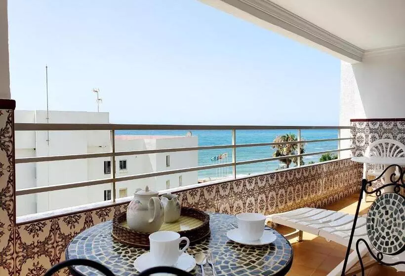 Luna Beach Seafront