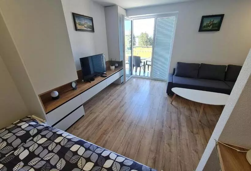 štúdio Calvin   Sklenarska 1