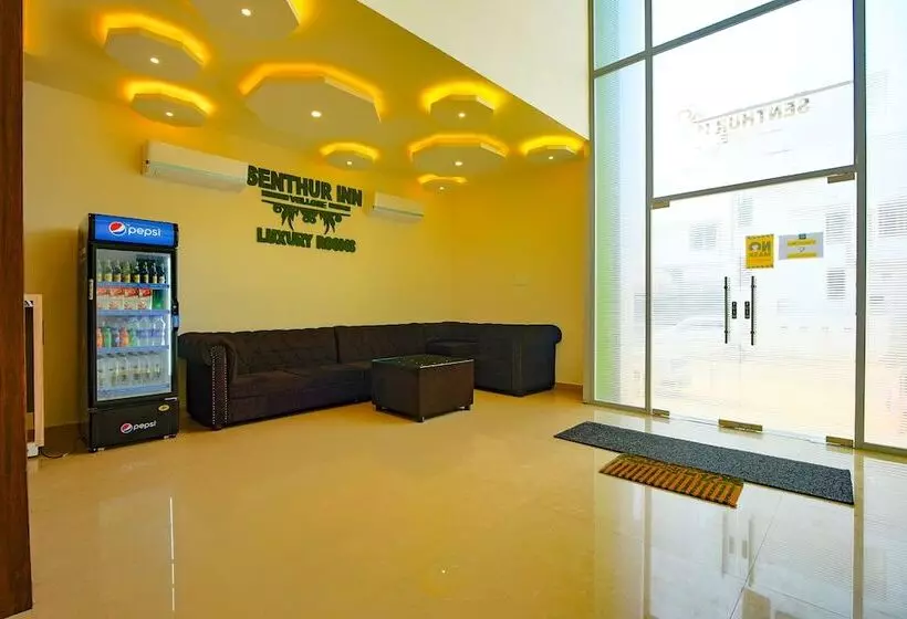 Retkeilymaja Fabhotel Senthur Inn