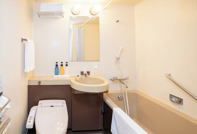 هتل Casabella Inn Kobe