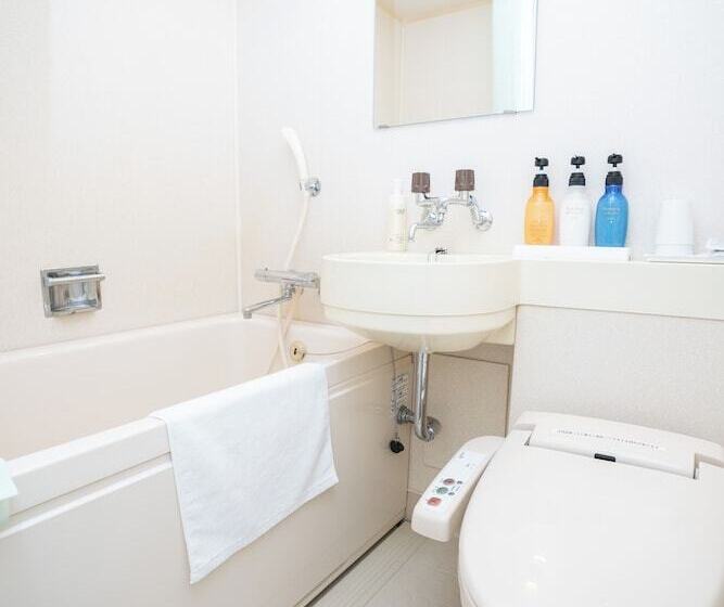 هتل Casabella Inn Kobe