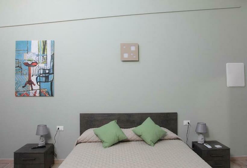 Капсульный Oтель La Casa Degli Artisti