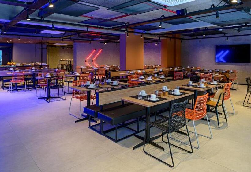 فندق Ibis Budget Balneario Camboriu