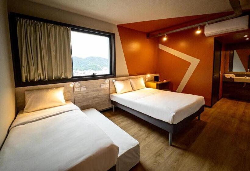 فندق Ibis Budget Balneario Camboriu