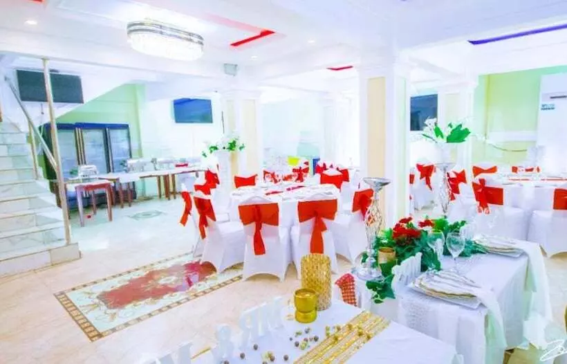 هتل Marriot Metropolitan