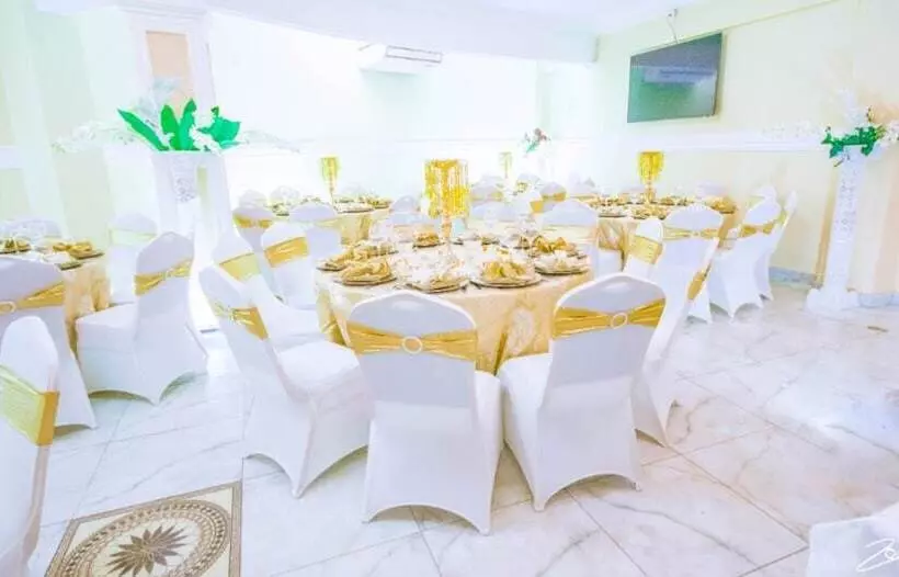 هتل Marriot Metropolitan