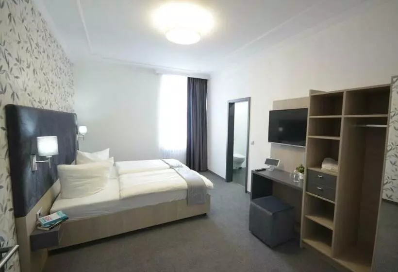 N9 Hotels