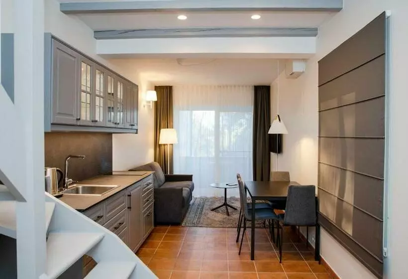 پانسیون Dvi Nidos