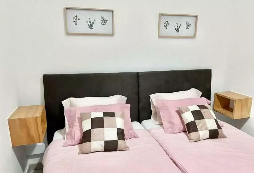 پانسیون Frank S House & Happy Belem