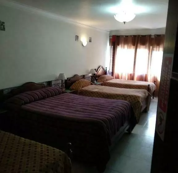 Majatalo Quartos Cesário Verde Massamá