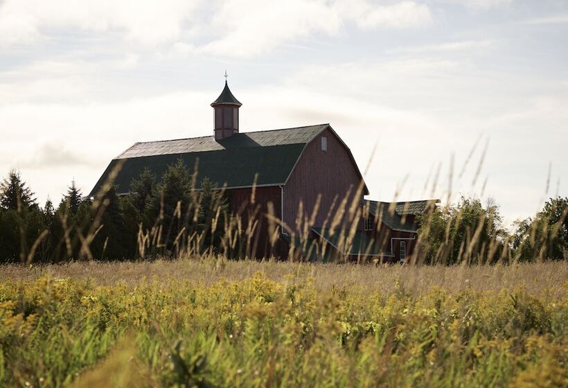 The Eddie Hotel And Farm