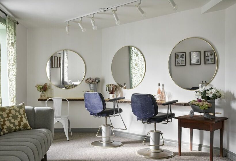 The Eddie Hotel And Farm