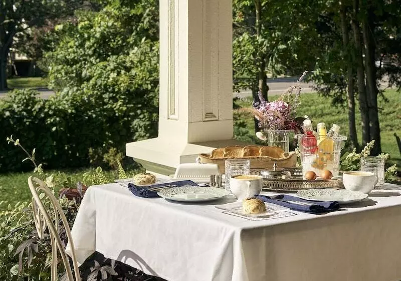 The Eddie Hotel And Farm