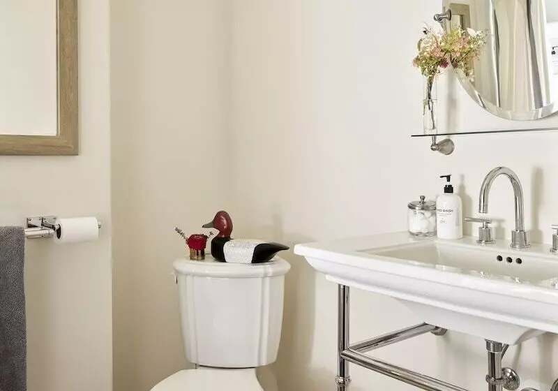 The Eddie Hotel And Farm