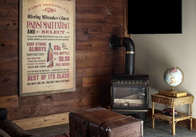 The Eddie Hotel And Farm