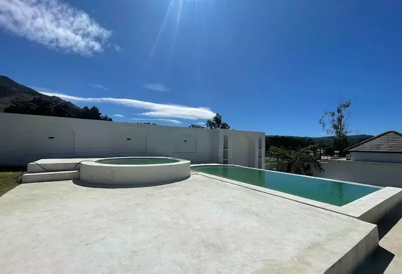 ベッドアンドブレックファースト Volcano Side Kintamani Bali