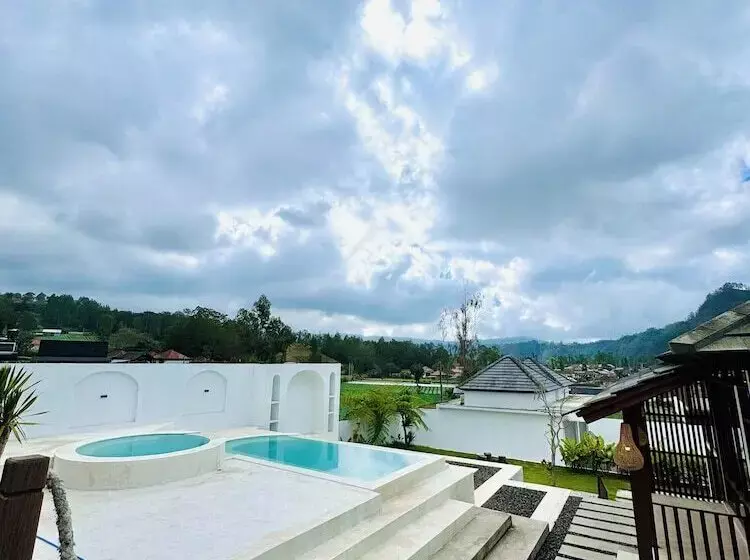 ベッドアンドブレックファースト Volcano Side Kintamani Bali