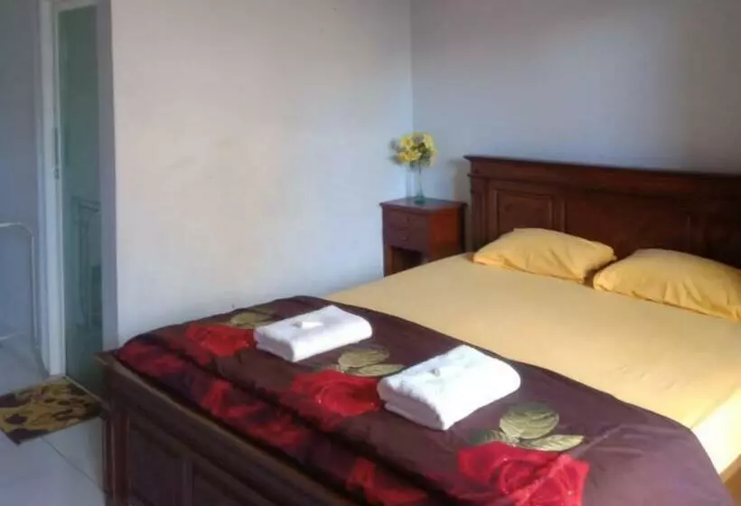 Otel Puri Karimunjawa Redpartner