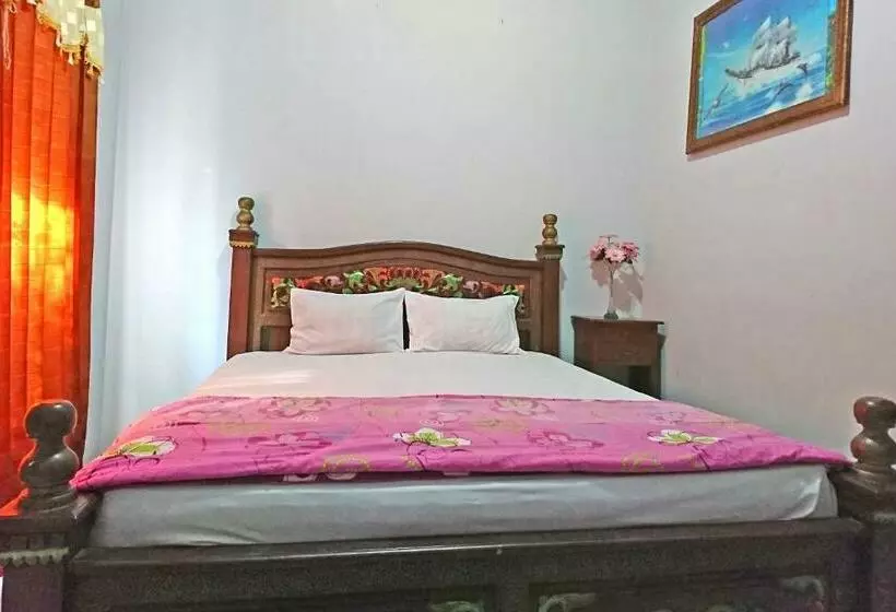 Otel Puri Karimunjawa Redpartner