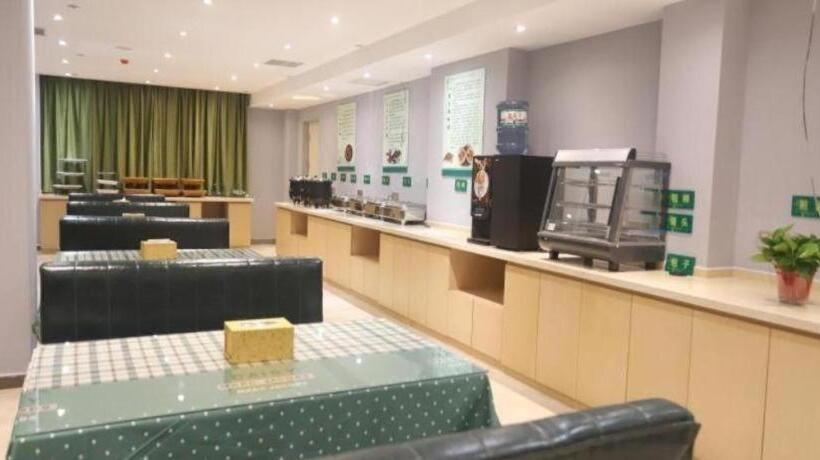 בית מלון כפרי Vatica Zhoukou City Luyi County Zhenyuan Avenue