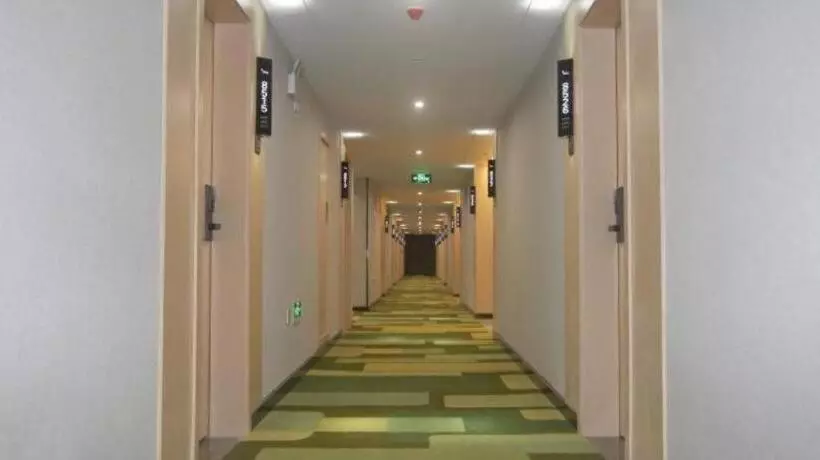 Hotelli Vatica Zhoukou City Luyi County Zhenyuan Avenue