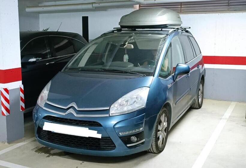 La Ballenita De Tarifa