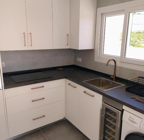 La Ballenita De Tarifa