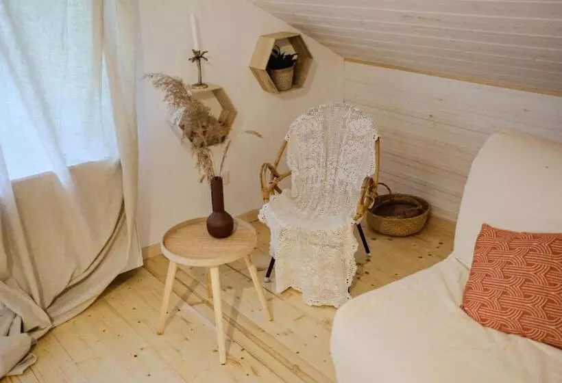 Majatalo Casa De Sub Munte