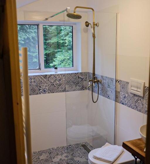 بنسيون Casa De Sub Munte