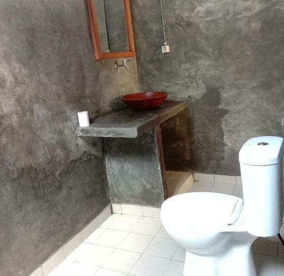 旅馆 Jungle House   Surf & Stay