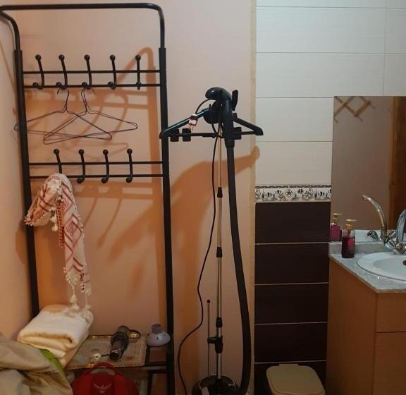 پانسیون Moon House