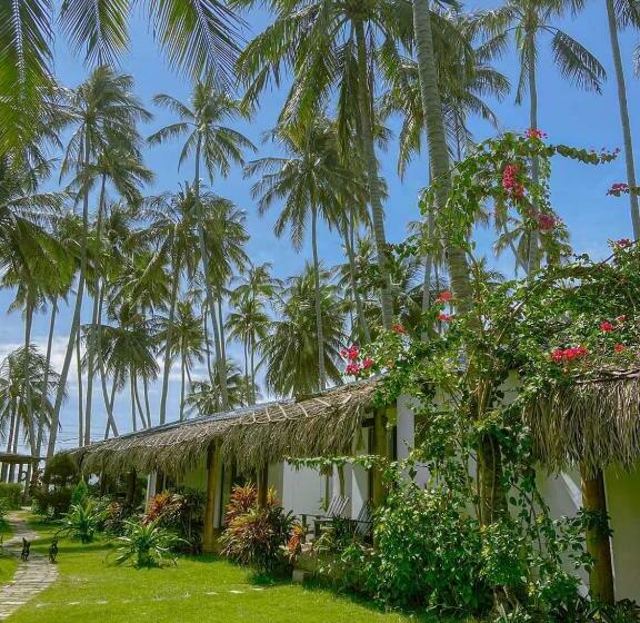 אתר נופש The Legend Coco Beach