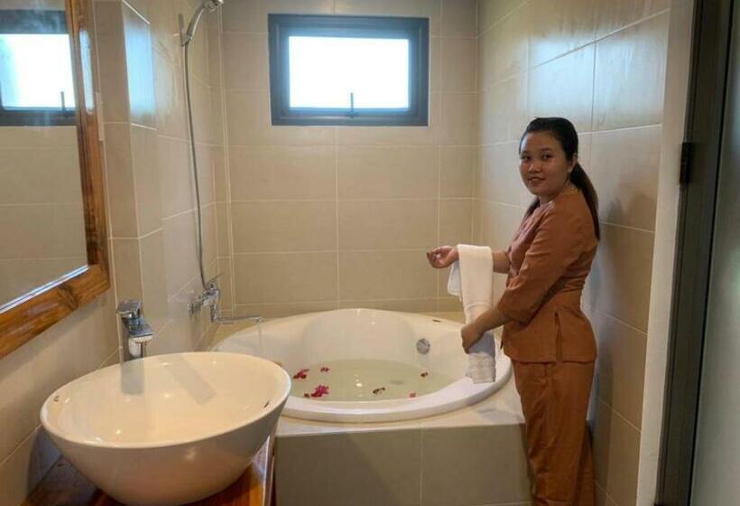 אתר נופש The Legend Coco Beach