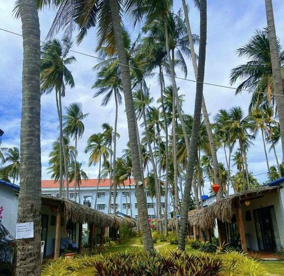 אתר נופש The Legend Coco Beach