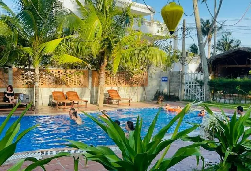 استراحتگاه The Legend Coco Beach
