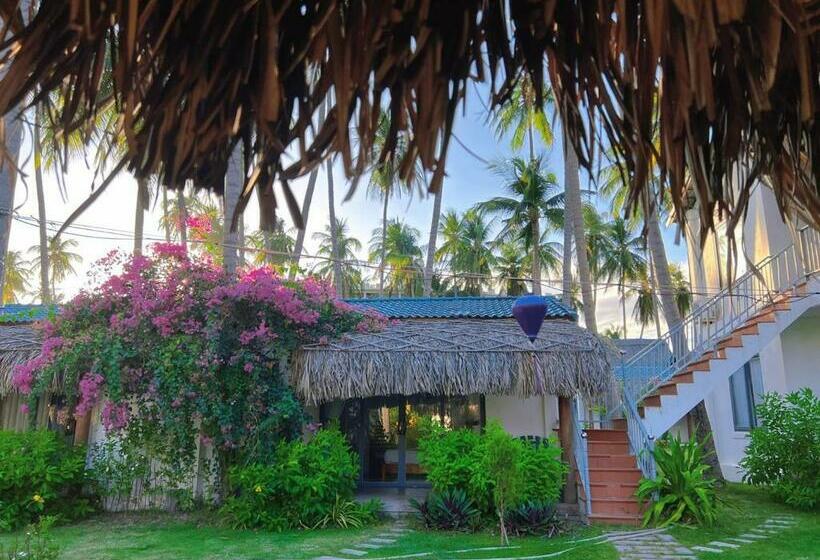 אתר נופש The Legend Coco Beach