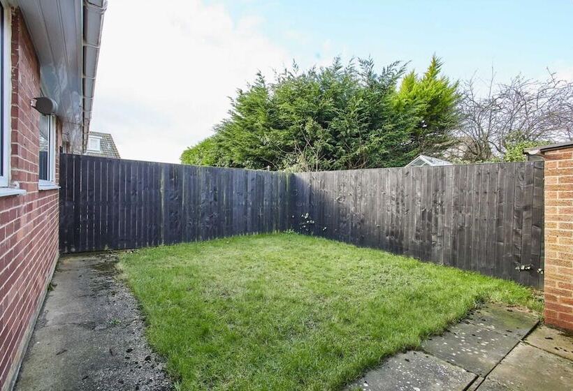 Spring Gardens Holiday Bungalow