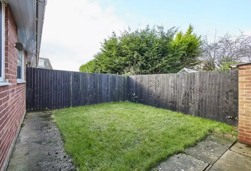 Spring Gardens Holiday Bungalow