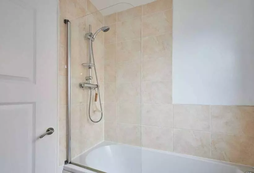 Spring Gardens Holiday Bungalow