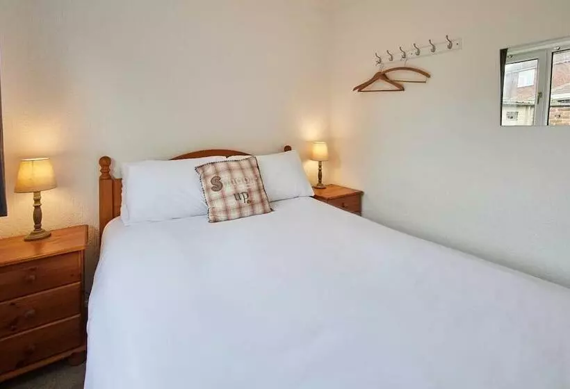 Spring Gardens Holiday Bungalow