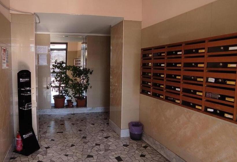 Stylish & Cozy   5 Star Location  Balcony   City View