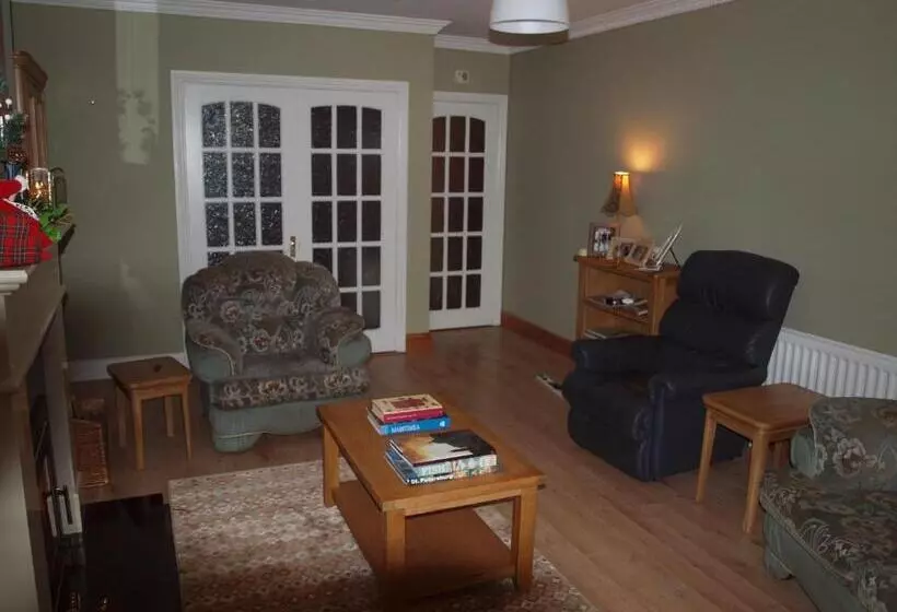 Aamiaismajoitus (B&B) Chez Sé