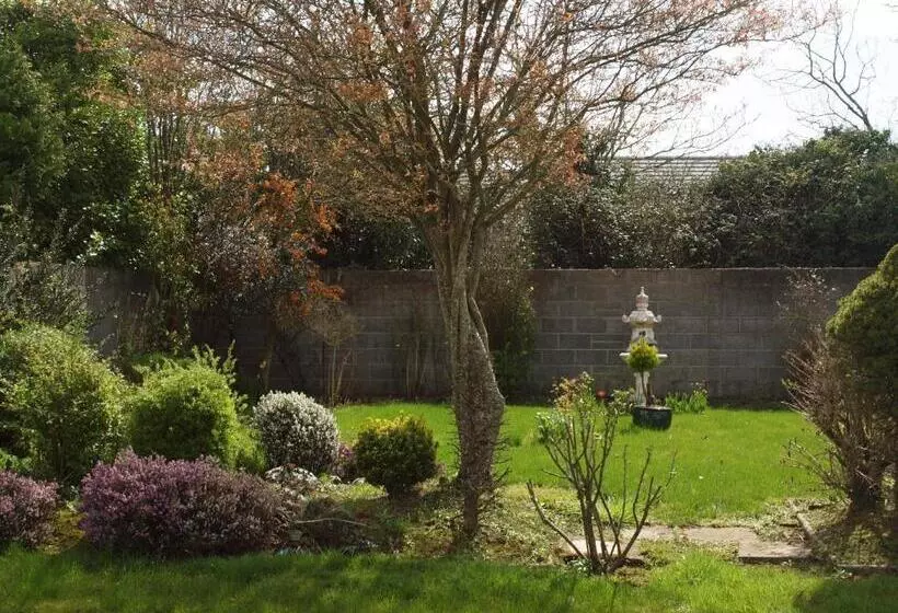 Aamiaismajoitus (B&B) Chez Sé