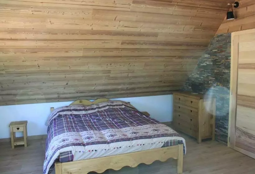 Aamiaismajoitus (B&B) Le Nid Du Kaloui